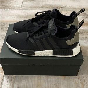 Adidas NMD R1 core Black Trace Cargo no box
